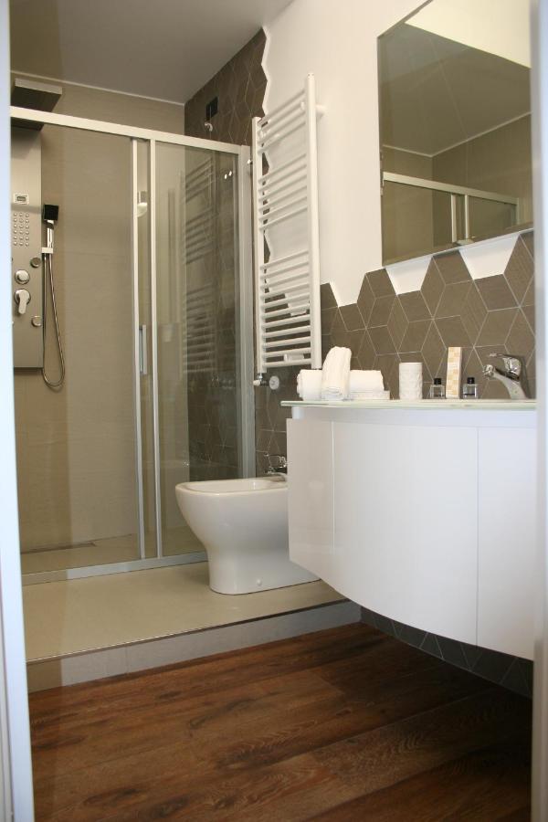 Luxury Rooms & Suites Olbia Bagian luar foto