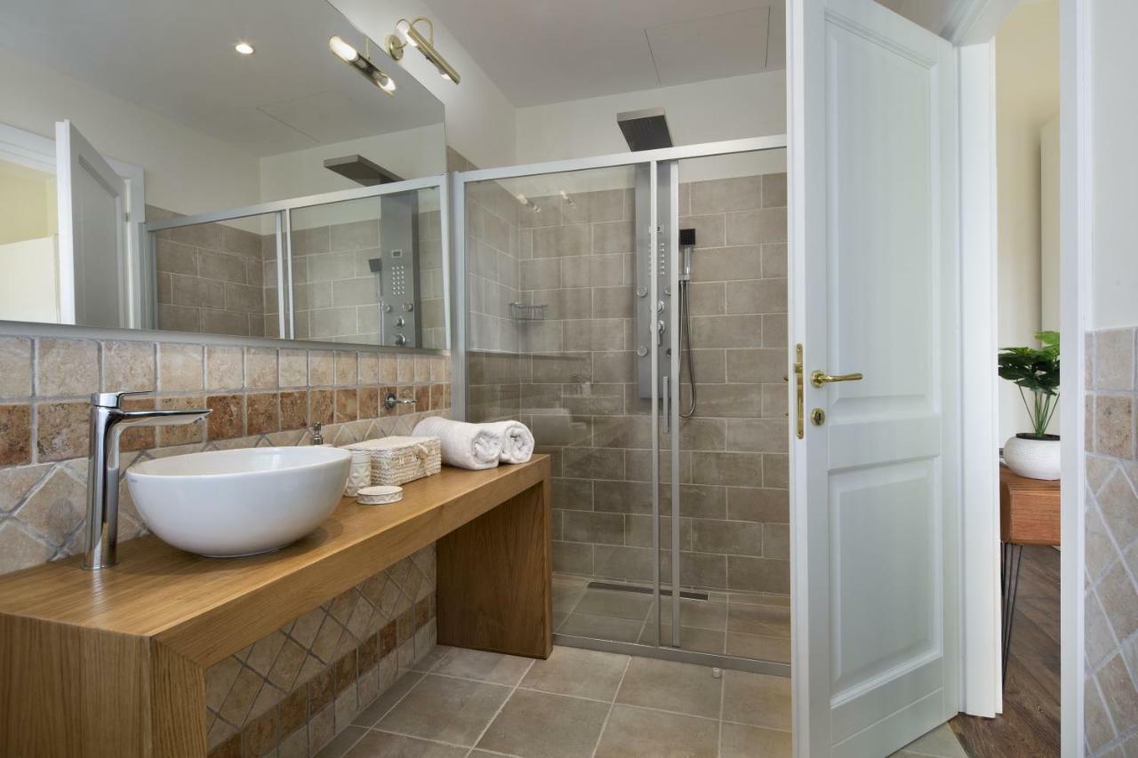 Luxury Rooms & Suites Olbia Bagian luar foto