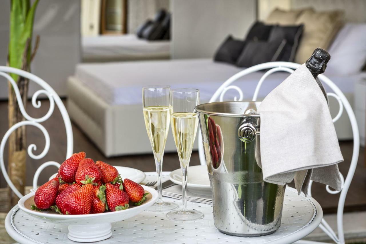 Luxury Rooms & Suites Olbia Bagian luar foto