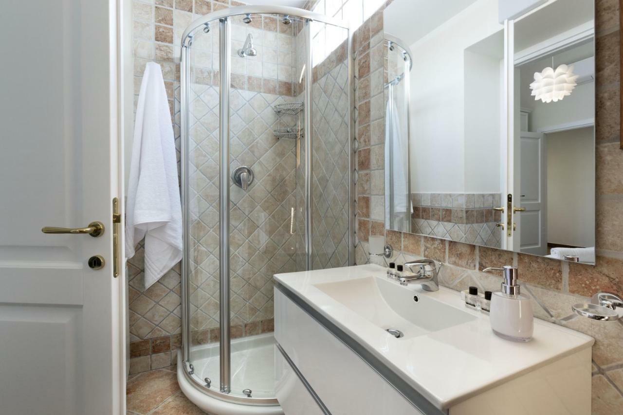 Luxury Rooms & Suites Olbia Bagian luar foto